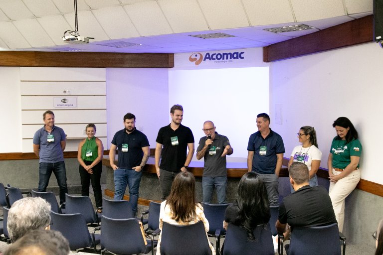 Redemac promove Fórum de Cenário Econômico 2026 e reforça foco em gestão e união